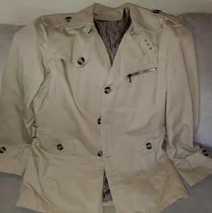 Men's Single Breasted Light Weight Trench Coat
